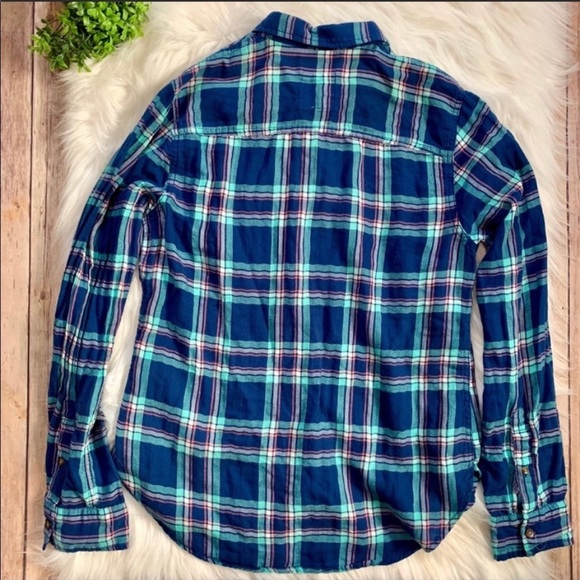 4/$25 Hollister | Plaid Button Down Shirt - Picture 5 of 6